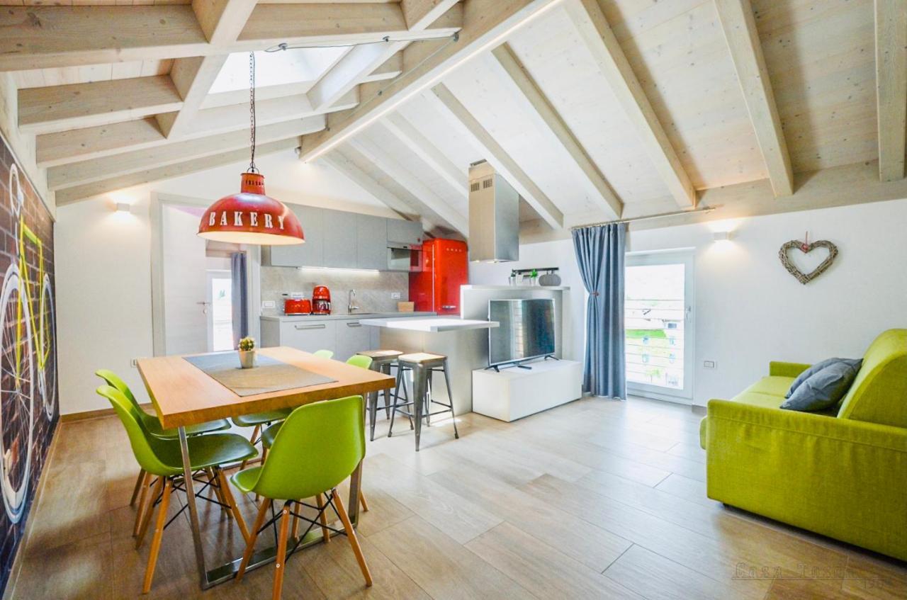 Casa Tosca - Holiday Home Torbole Sul Garda Eksteriør bilde