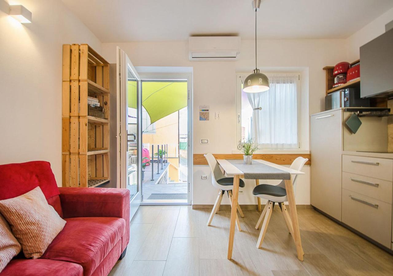Casa Tosca - Holiday Home Torbole Sul Garda Eksteriør bilde