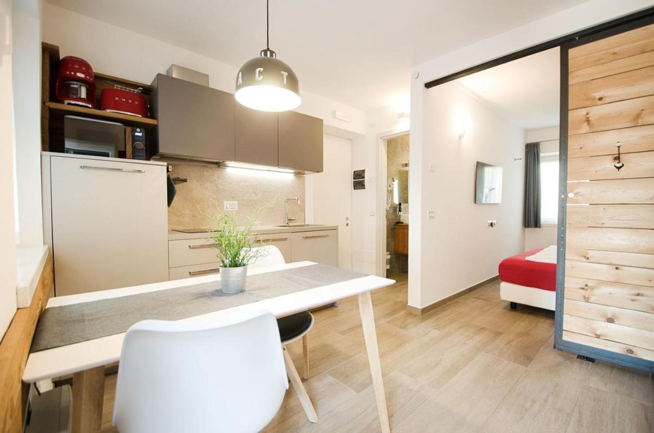 Casa Tosca - Holiday Home Torbole Sul Garda Eksteriør bilde