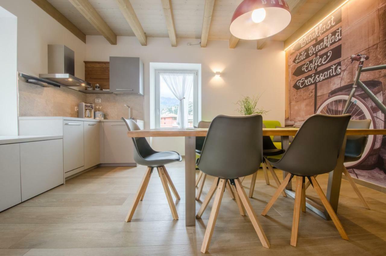 Casa Tosca - Holiday Home Torbole Sul Garda Eksteriør bilde