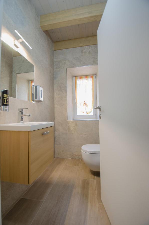 Casa Tosca - Holiday Home Torbole Sul Garda Eksteriør bilde